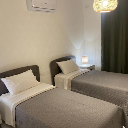 Theatre Apartamento Mellieha Exterior foto